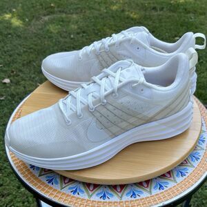 Nike Lunar Roam Mens Sz 12 DV2440-100 Summit White Phantom Light Bone Sneakers